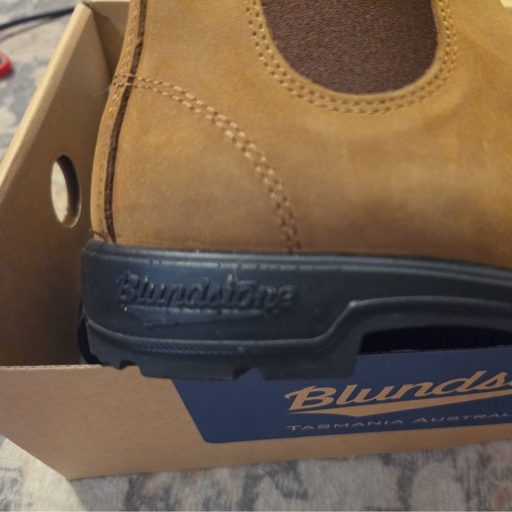 Blundstone 562 Boot | size 6.5 Mens 8.5 Womens Saddle Brown | Authentic New - Picture 6 of 9